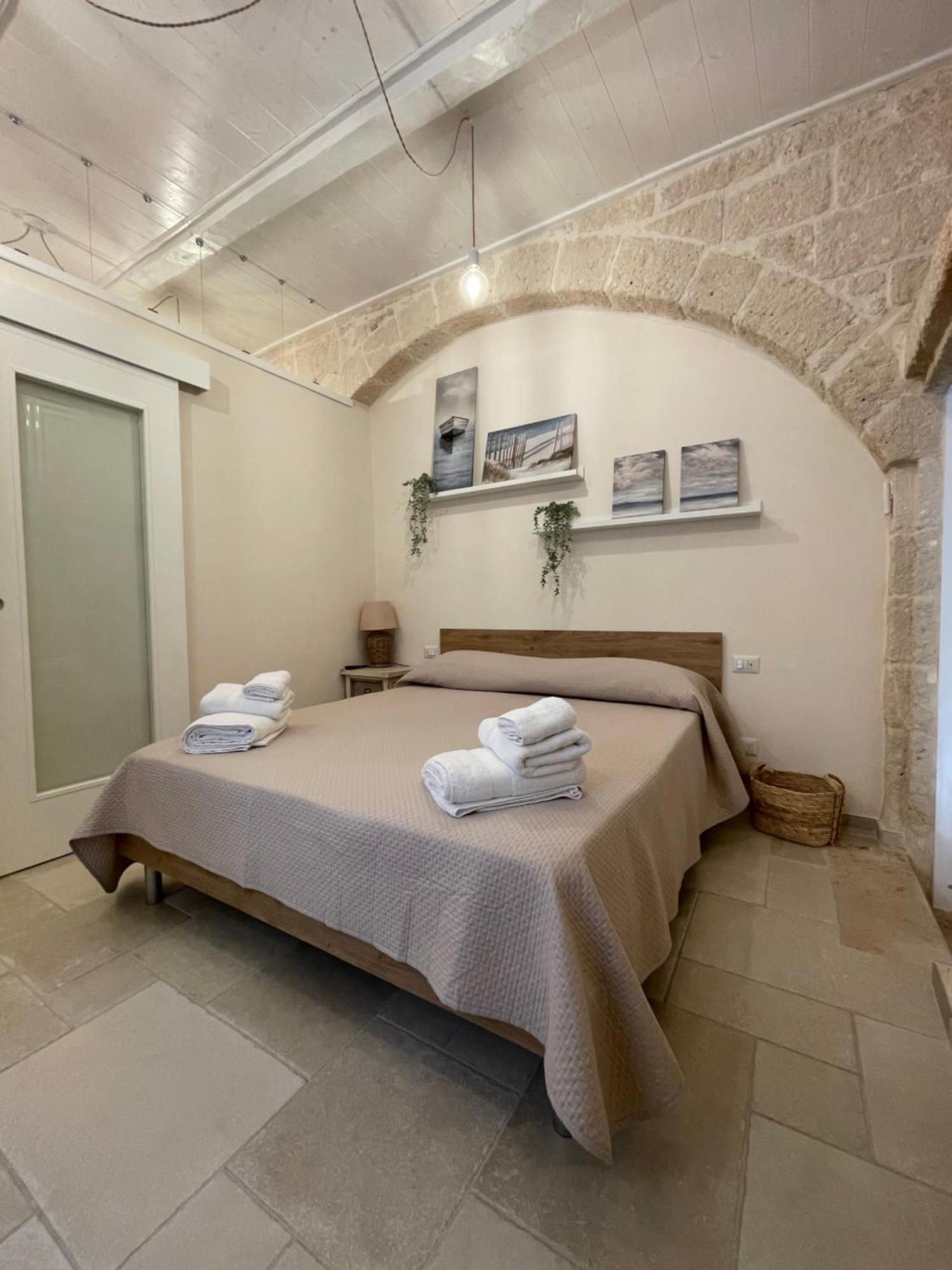 La Piccola Sanremo - Room & Coffee - Monopoli Eksteriør billede